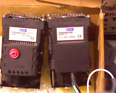 New 2 dbk typhoon 300 axial heating units + 1 tbt