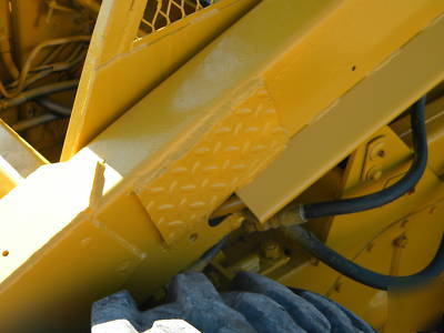 New L775 holland.. runs strong with 2 speed 