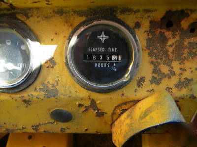 New L775 holland.. runs strong with 2 speed 