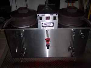 Bunn - o - matic twin 3 gal electric coffee urn