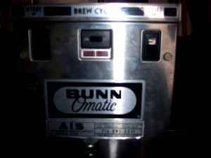 Bunn - o - matic twin 3 gal electric coffee urn