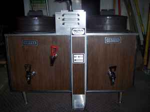 Bunn - o - matic twin 3 gal electric coffee urn