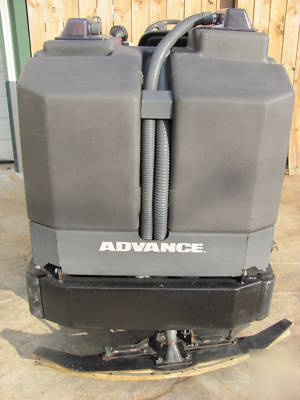 Advance 3800 rider floor scrubber cleaner