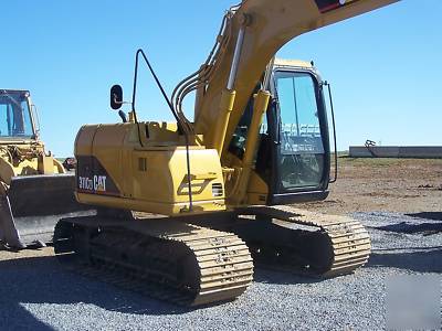 Cat caterpillar 311CU hydraulic excavator hoe machine..