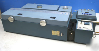 Gilford 240 spectrophotometer & 2451-a auto positioner
