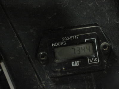 04 cat caterpillar skid steer 247B ****** low 735 hours