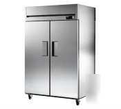 True TG2HPT-2S-2S| heated cabinet p/t w/ dbl sec.|
