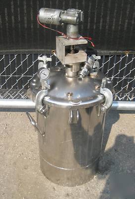 Binks stainless steel 12 gal mixer pressure pot 113975