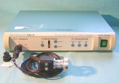 Dyonics ed-3 endoscopy 3-chip camera system with head