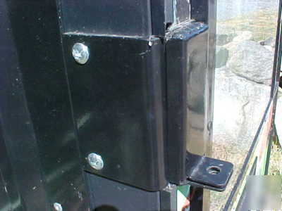 Liberty 24 hour bait shop: live bait & tackle vending