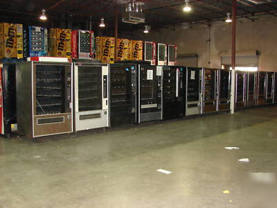 Soda / snack combo drink vending machine (48'' wide )