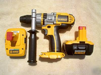 Dewalt DCD970 18V hammerdrill, 2 li-ion DC9180 battery