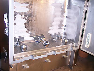 3-hd. refrigerated milk dispenser, 115V