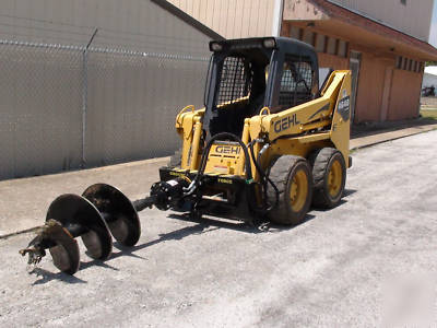  4640 turbo gehl skid steer with skid steer mount