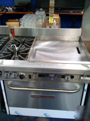 Southbend range, 2 burner, griddle, convection oven