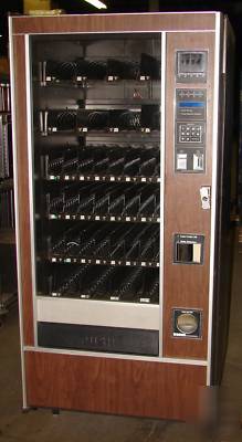 Rowe 5900 jr snack machine working 32 select 30-day w.