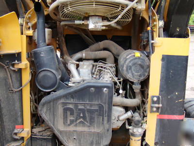 Caterpillar 252B skid steer bobcat loader 262B cat 252