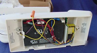 Best emergency lighting battery powered 6 v 10.8 watt