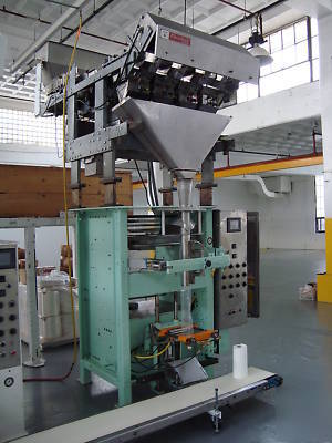 Triangle S604F vertical form fill seal machine---mint 