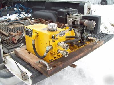 Auger mate gas powered portable hydraulic power pack 