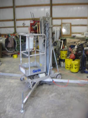 Genie plc-24 manlift man 24' aerial boom scissor lift