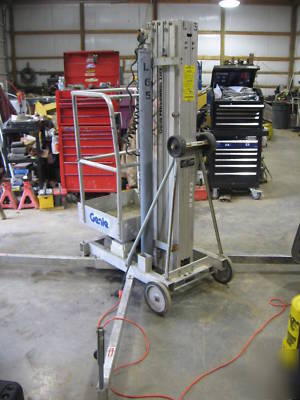 Genie plc-24 manlift man 24' aerial boom scissor lift