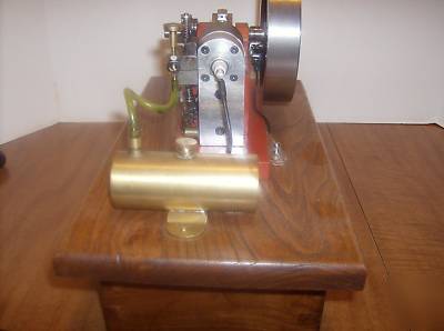 Maverick - hit & miss model engine designed by duclos 