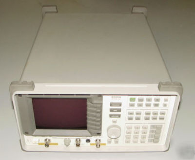 Agilent hp 8591A 1.8 ghz spectrum analyzer 1 11 023 301