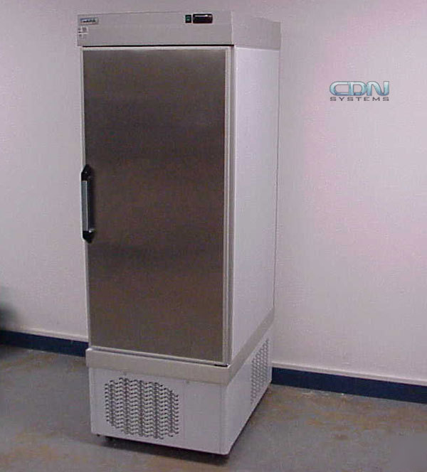 Tekna 5010 nfn 21 cu.ft ss upright storage freezer
