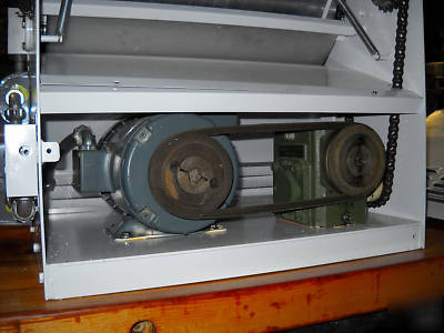 Acme r-11 double pass countertop sheeter - dough roller