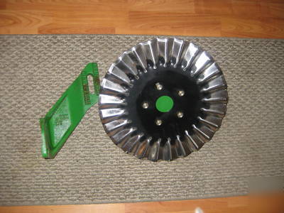 24 john deere fluted coulter row openers barely used 