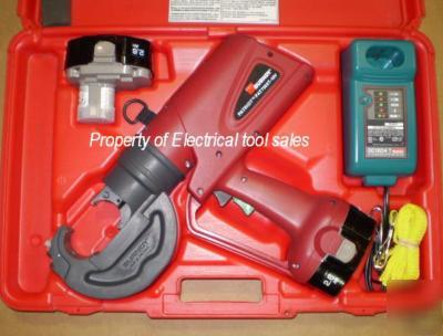 Burndy PAT750XT hydraulic battery operated crimper 