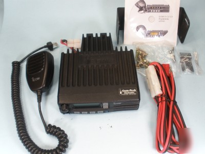 Icom F221 uhf radio 128 channel, software, microphone +
