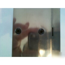 Small anglle plate w/handle