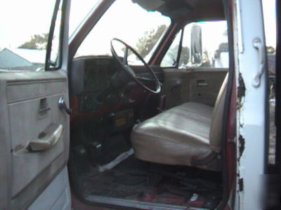 1982 gmc C30 dump truck