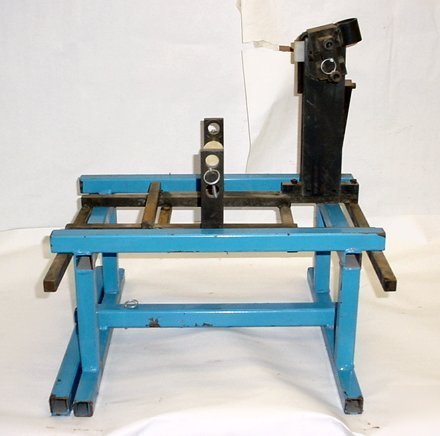 Bending technologies hand bendermate pipe support table
