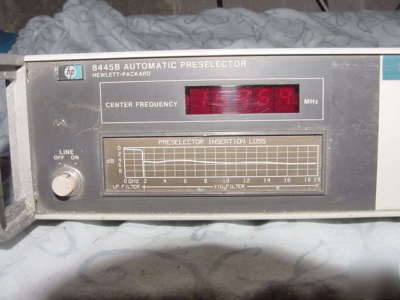 Hp 8445B automatic preselector with controls & readout
