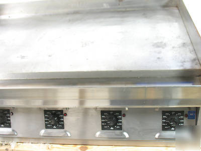 Lang electric griddle grill +bonus, 48