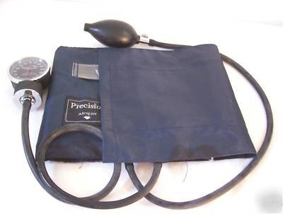 Precision adult blood pressure kit large moore medical