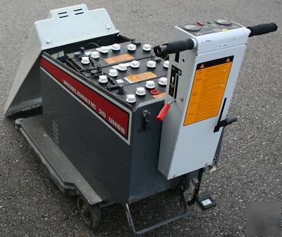 Whirlamatic advance floor baffing machine