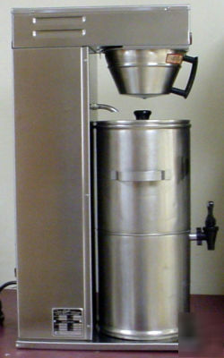 Wilbur curtis tct 3 gallon iced tea brewer w/dispenser