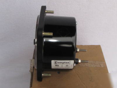 New crompton voltmeter 1% switchboard 0-600V scale * *