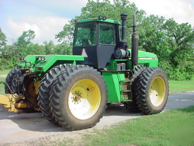 John deere 8760 tractor and ashland scraper