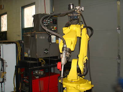 Fanuc arcmate 100I robot c/w lincoln welder - warranty