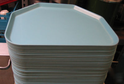 86 cambro blue trapezoid food service trays 18 x 14