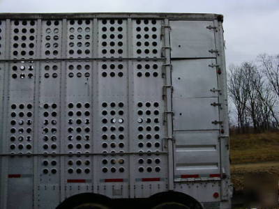 1979 merritt double decker livestock trailer in ohio