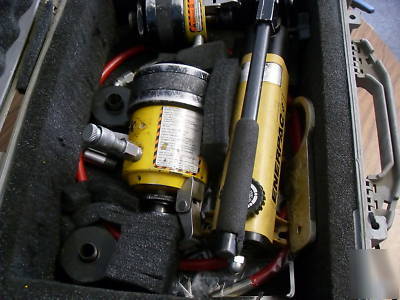 Enerpac hydraulic swaging unit presetting tool