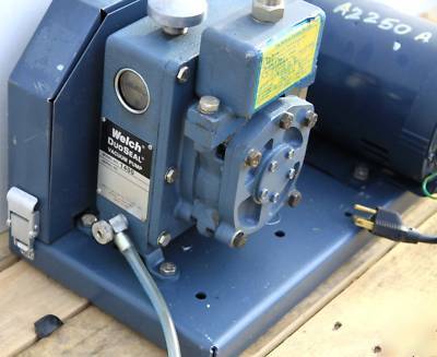 Welch 1400 duo-seal two-stage rotary vane vacuum pump