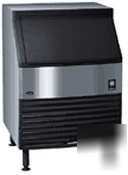 Manitowoc q-130Â® air cool ice machine #qd-0132A