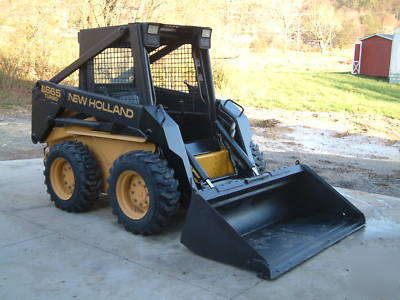 New holland LX665 turbo skid steer loader, excellent